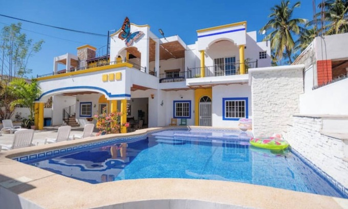 Rincon de Guayabitos Apartment | La Casa Mariposa - Suite Frida