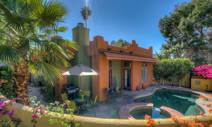 La Quinta Cove House | La Casa Pintada Steps To Old Town & La Quinta Resort & Spa