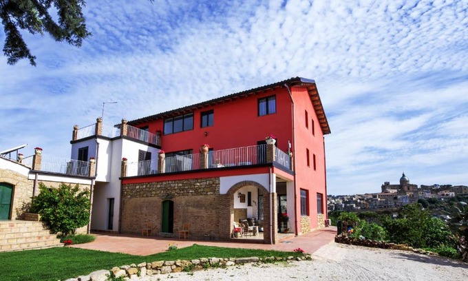 Piazza Armerina Bed & Breakfast | La Casa Rossa Country House