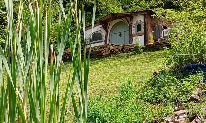 Bagnac-sur-Cele Cabin | La Comté "Where the frogs sing