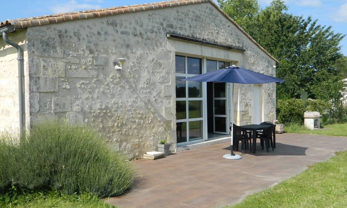 Saint-Hilaire-Du-Bois House | La Détente" country house