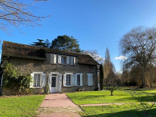 Menilles Villa | La Dolce