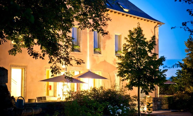 Rodez Hotel | La Ferme de Bourran