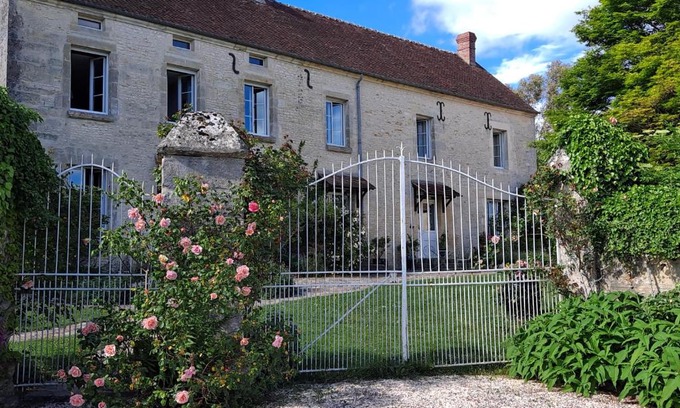 Moulins-sur-Orne Bed & Breakfast | La Gentilhommière de Moulins