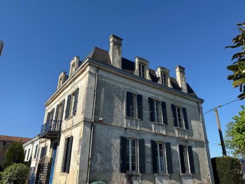 Aumagne Bed & Breakfast | La Maison de Maître Chagnon Aumagne