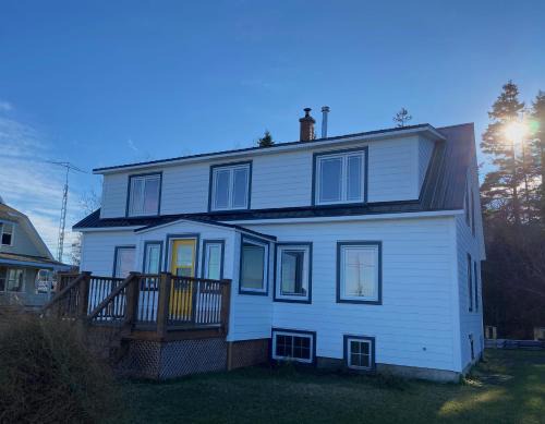 Cap-Chat Bed & Breakfast | La Maison entre Mer Montagnes