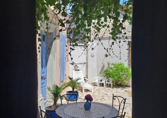 Sainte-Valiere House | La maisonnette avec SPA, PISCINE et CLIMATISATION