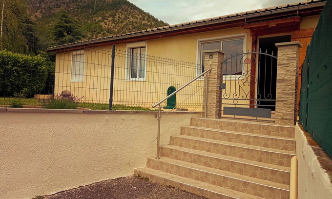 Espinasses House | La P'tite Maison