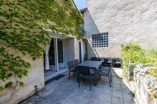 Savignac-les-Eglises House | La Parenthese en Perigord