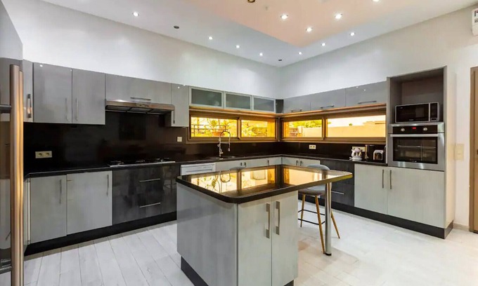 El Makina Villa | La Perle du Golf, magnificent 7 bedroom villa in front of the golf course in Marrakech