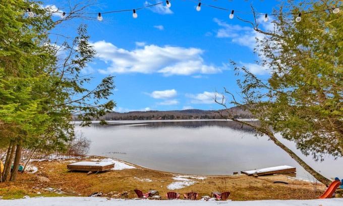 Amherst Ski Chalet | La Plage Sucrée - Private beach