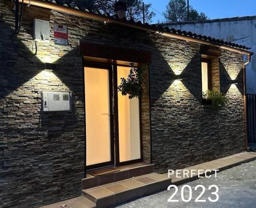 Gironella Apartment | La Porteria