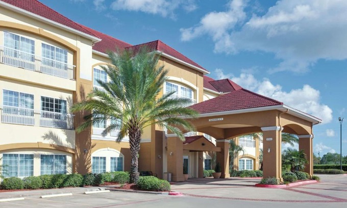 Bay City Hotel | La Quinta by Wyndham Bay City