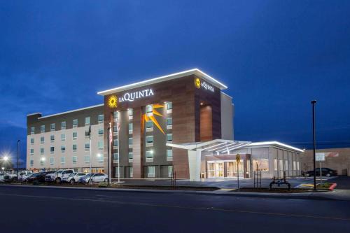 Madera Hotel | La Quinta by Wyndham Madera
