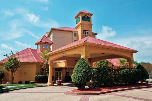 Winston - Salem Hotel | La Quinta by Wyndham Winston-Salem