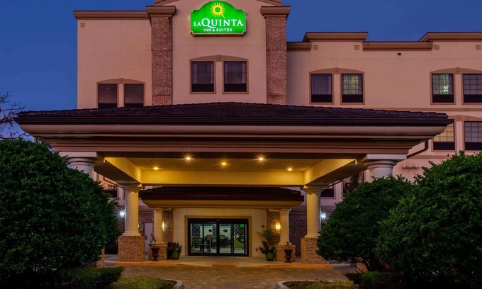 Port Orange Hotel | La Quinta Inn & Suites by Wyndham Port Orange/Daytona