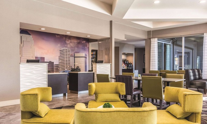 Shreveport Hotel | La Quinta Inn & Suites by Wyndham Shreveport Airport