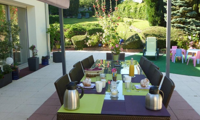 Wintzenheim-Kochersberg Bed & Breakfast | La Rose Tremiere