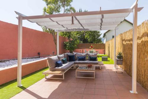Los Molinos Apartment | La Sierra I by SkyKey