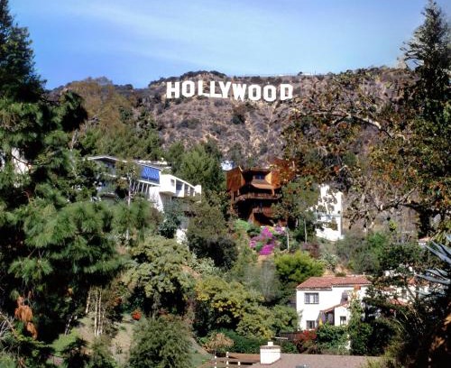 Beachwood Canyon House | LA Style Retreat near Hollywood Sign & Star Alley