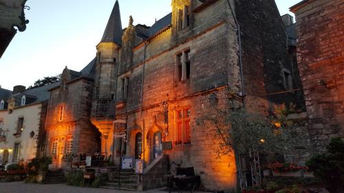 Rochefort-en-Terre Bed & Breakfast | La Tour du Lion
