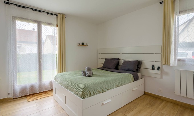Crecy-en-Brie Apartment | La Venise Briarde - La ville des peintres