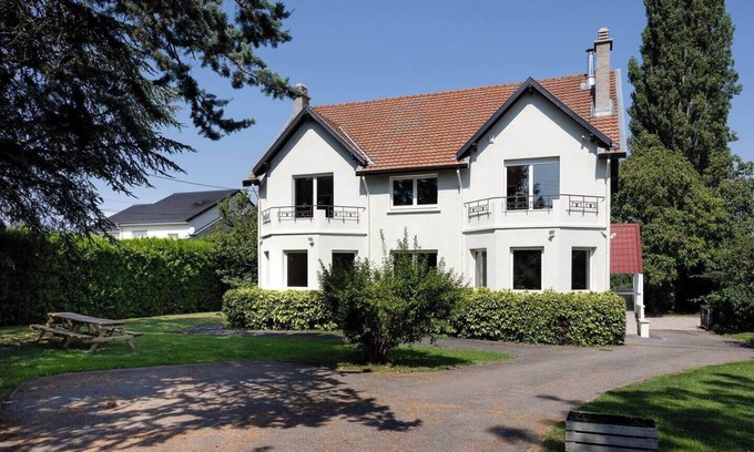 Dombasle-sur-Meurthe Villa | La Villa d'Emma, gîte 10-15 pers