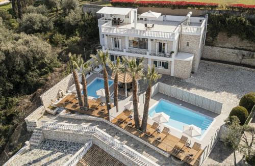 Gouvia Villa | La Vista Residence - 5 BDS, 2 private swimming pools, stunning sea views only 10 minutes from Corfu Town's Centre