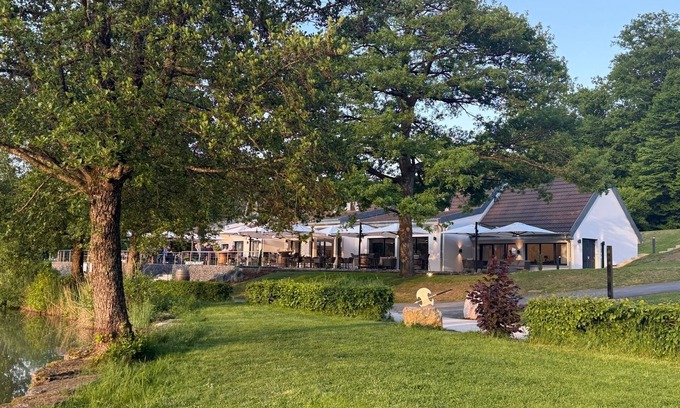 Contrexeville Hotel | LaCorniche