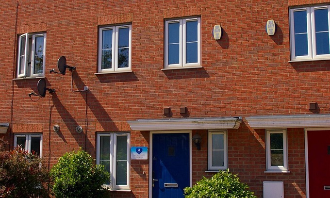 Grimsby House | Ladysmith House (4 bedrooms) Serviced Accomodation