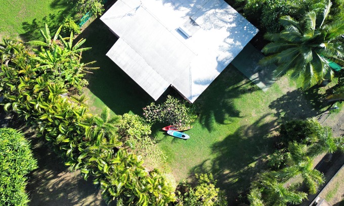 Papara House | Lagoon & Garden House w/kayaks