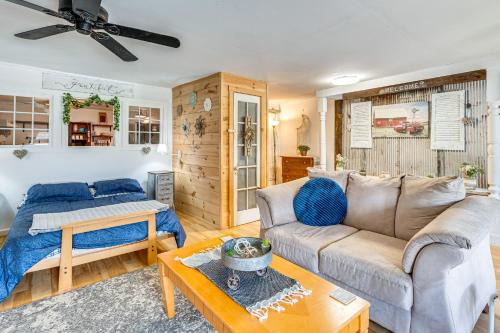 Barton Apartment | Lake and Mtn Views Vermont Couples Retreat!