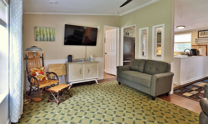 Crystal Beach House | Lake Bomoseen Bungalow: 3BR/3BA. Private Boat Dock