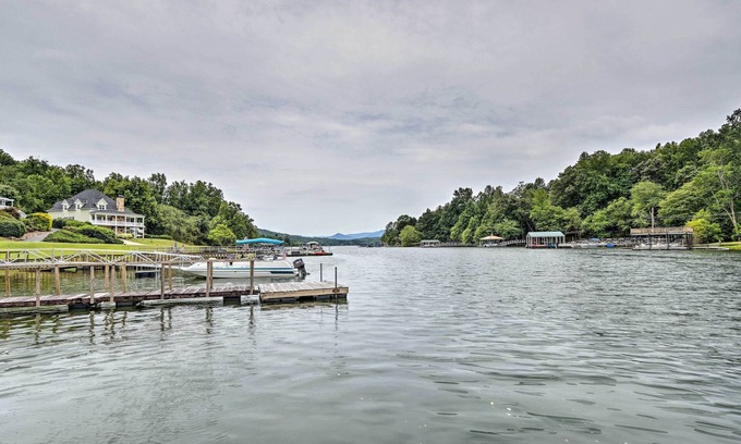 Hayesville House | Lake Chatuge Retreat w/Dock & Mtn Views!