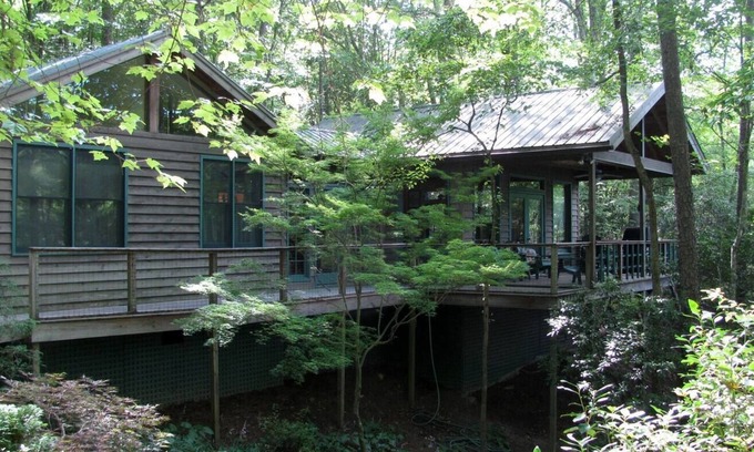 Salem Cottage | Lake Front Cottage/Floating Dock