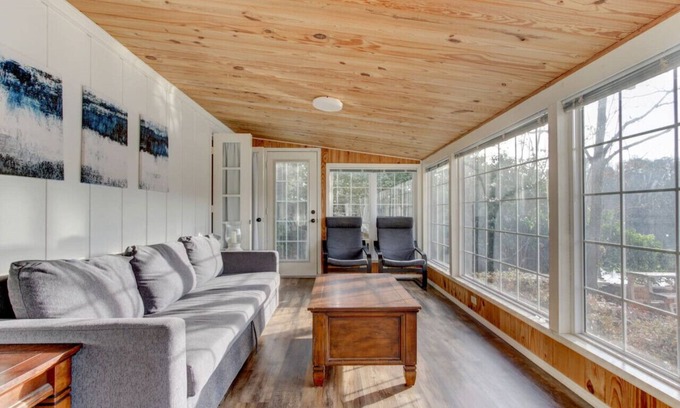 Mid America House | Lake Hamilton Waterfront Home National Forest View