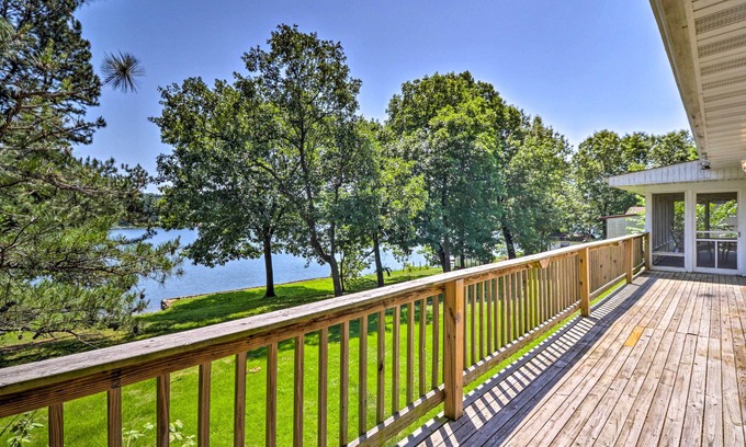 Horseshoe Bend House | Lake House in Horseshoe Bend Near Ozark Forest!