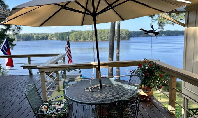 Whispering Pines House | Lake house on Thagards Lake near Pinehurst, NC!