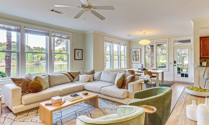 Lake Oconee Condo | Lake Oconee Condo w/Boat Ramp & Trail Access!