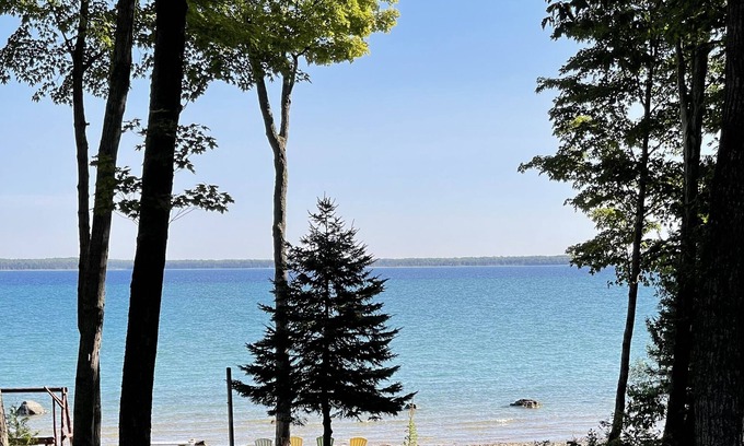Beaver Island House | Lake Shore Stay- on the shore of Lake Michigan, Beaver Island, MI