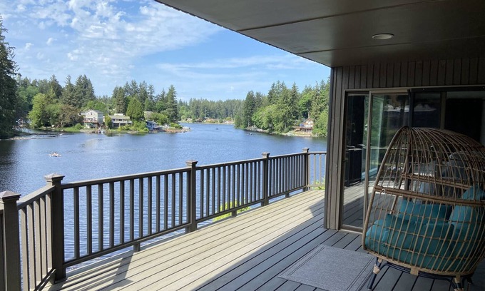 Lacey House | Lake St Clair Lakefront paradise
