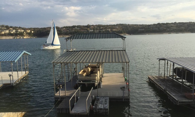 Point Venture House | Lake Travis Waterfront - Outstanding Views, Boat Dock/Deep Water, Walk to Pool