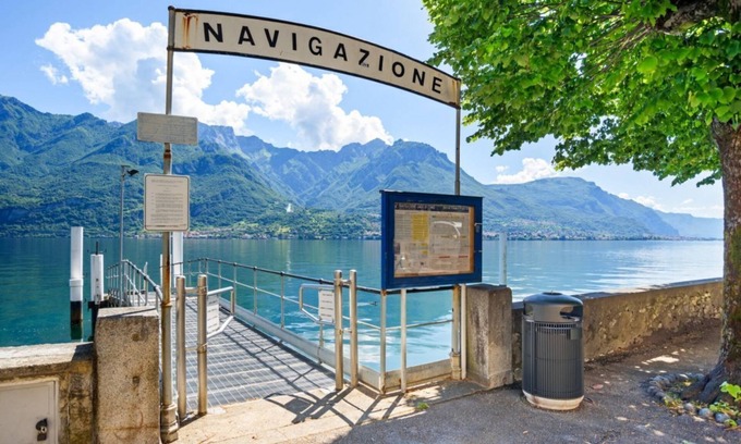 Vassena Apartment | Lake view apt with garden! WIFI and relaxation!