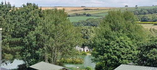 White Cross House | Lake view