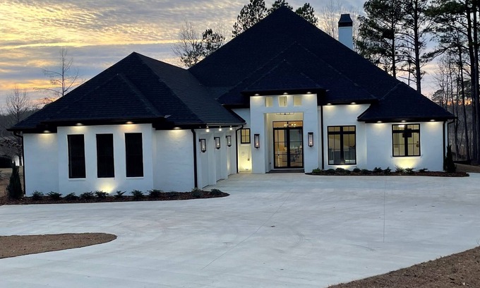 Northport House | Lake Views on Lake Tuscaloosa