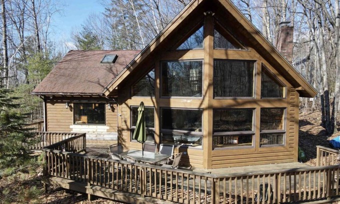 Moultonborough Cabin | Lake Winnipesaukee, Suissevale Modern Cabin