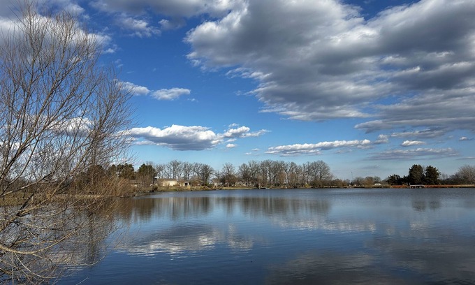Union County House | Lakefront 4acre Lake Close to Charlotte Perfect for Weddings+Venues+Family Fun