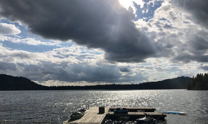 Loon Lake House | Lakefront Luxury on Deer Lake
