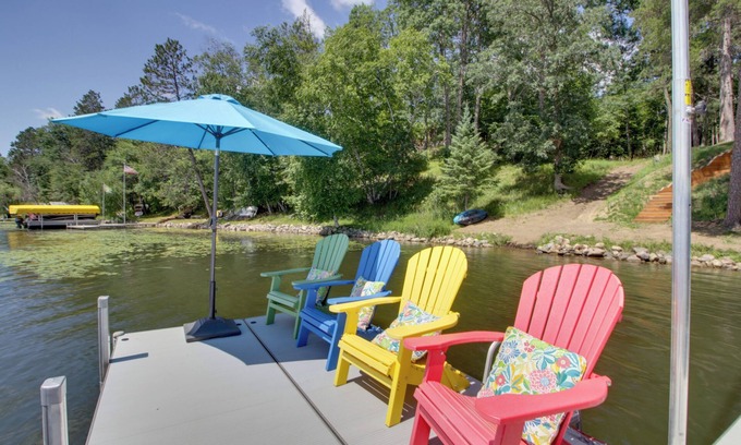 Nevis Cabin | Lakefront Nevis Cabin Escape w/Hot Tub!