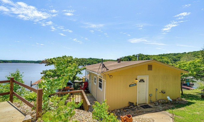 Climax Springs Apartment | Lakefront Ozark Cottage: Deck w/Covered Dock!